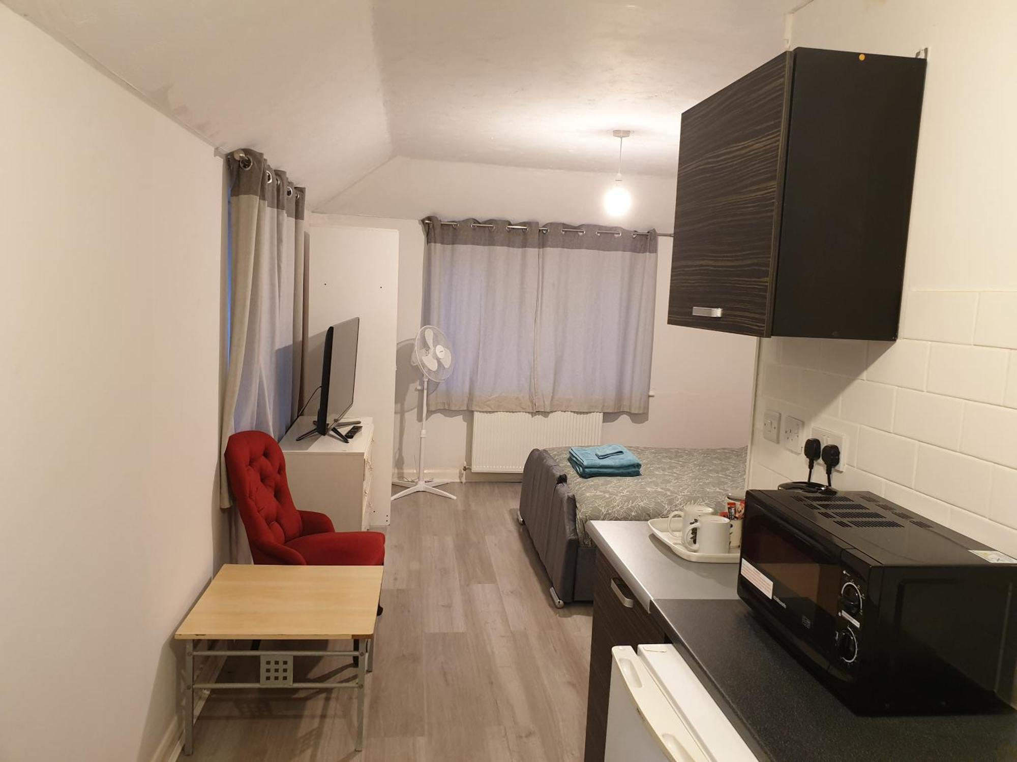 Studios Apartment *