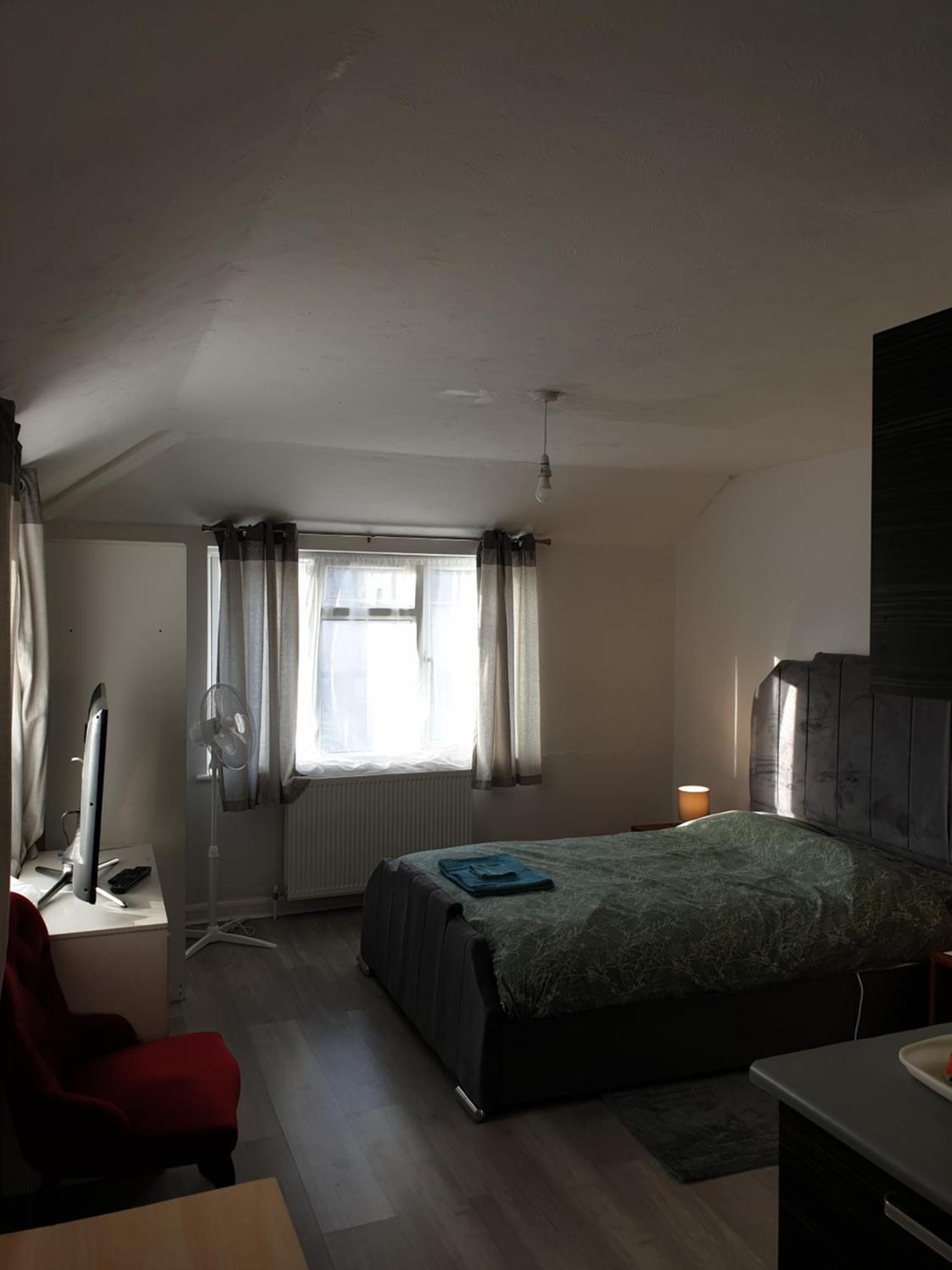 Studios Apartment *